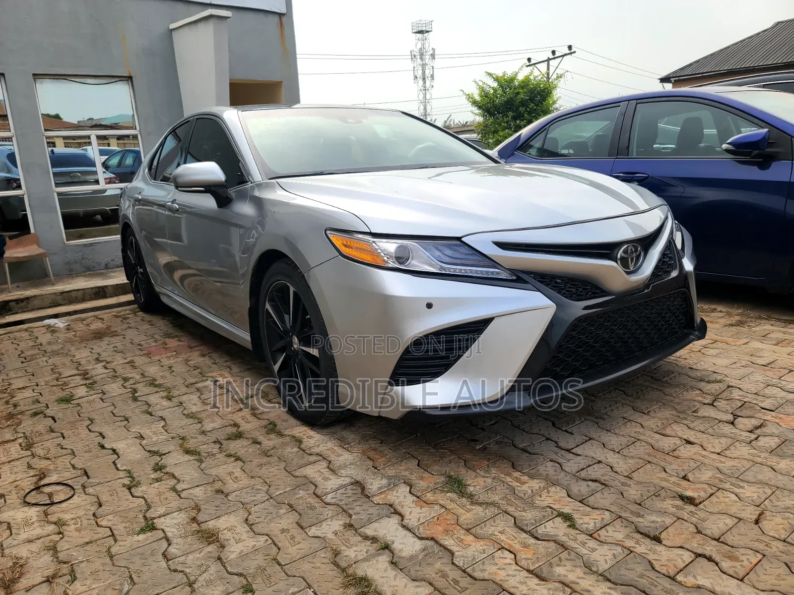 Toyota Camry XSE FWD (2.5L 4cyl 8AM) 2018 Silver