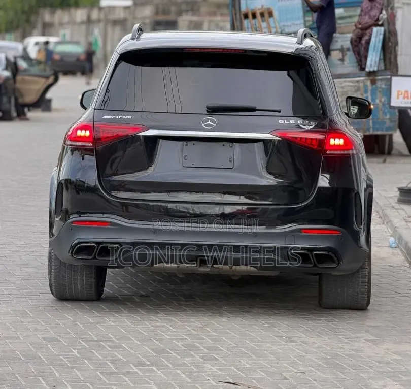 Mercedes-Benz GLE-Class 2021 Black