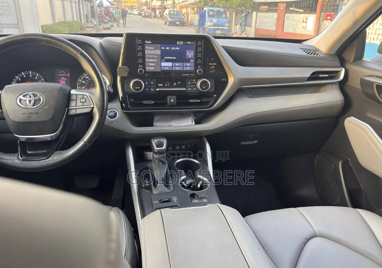 Toyota Highlander 2021 Blue