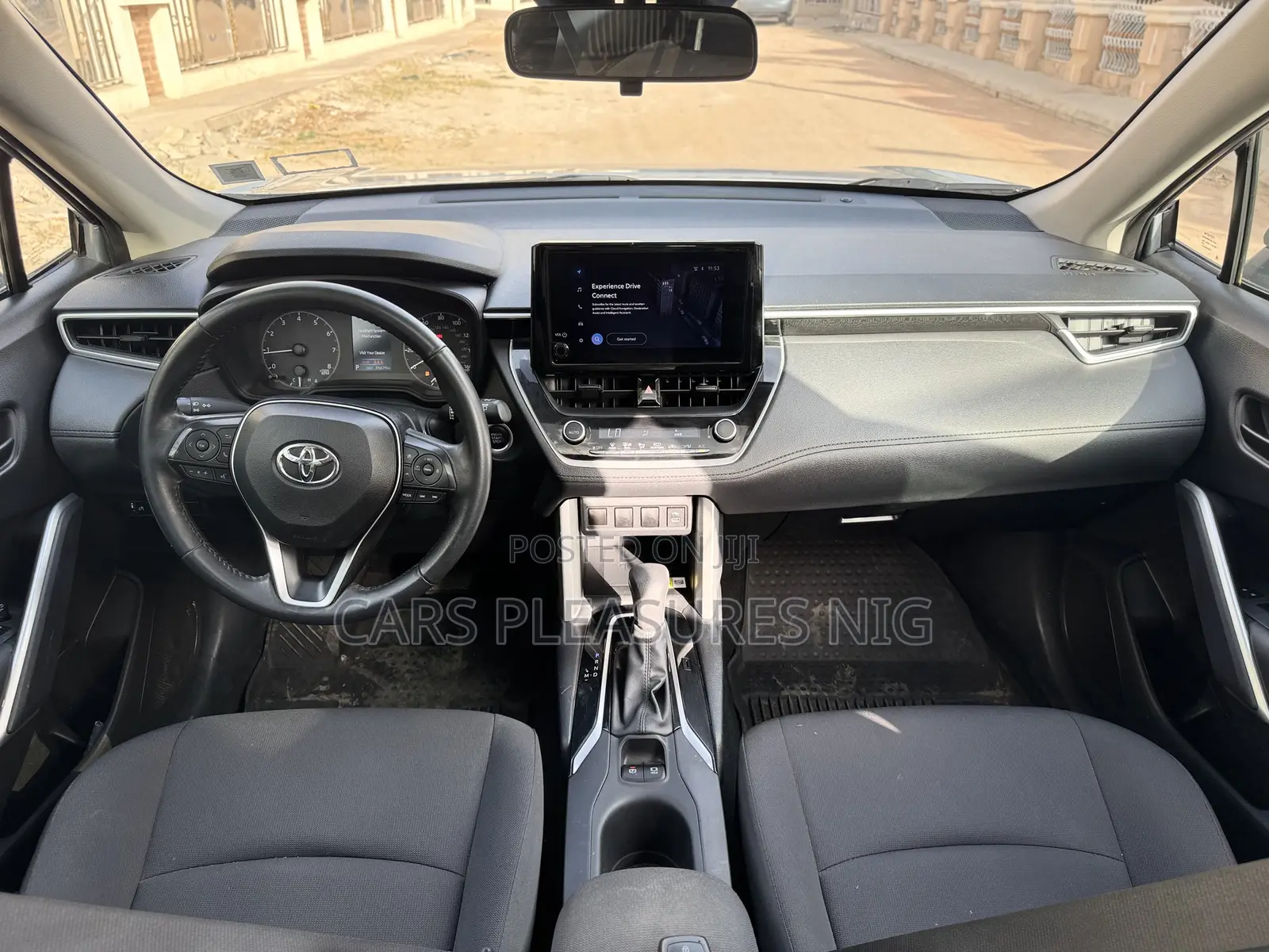 Toyota Corolla Cross 2024 Silver