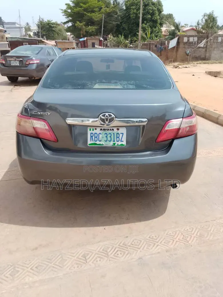 Toyota Camry 2008 Gray