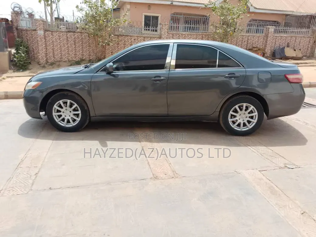 Toyota Camry 2008 Gray
