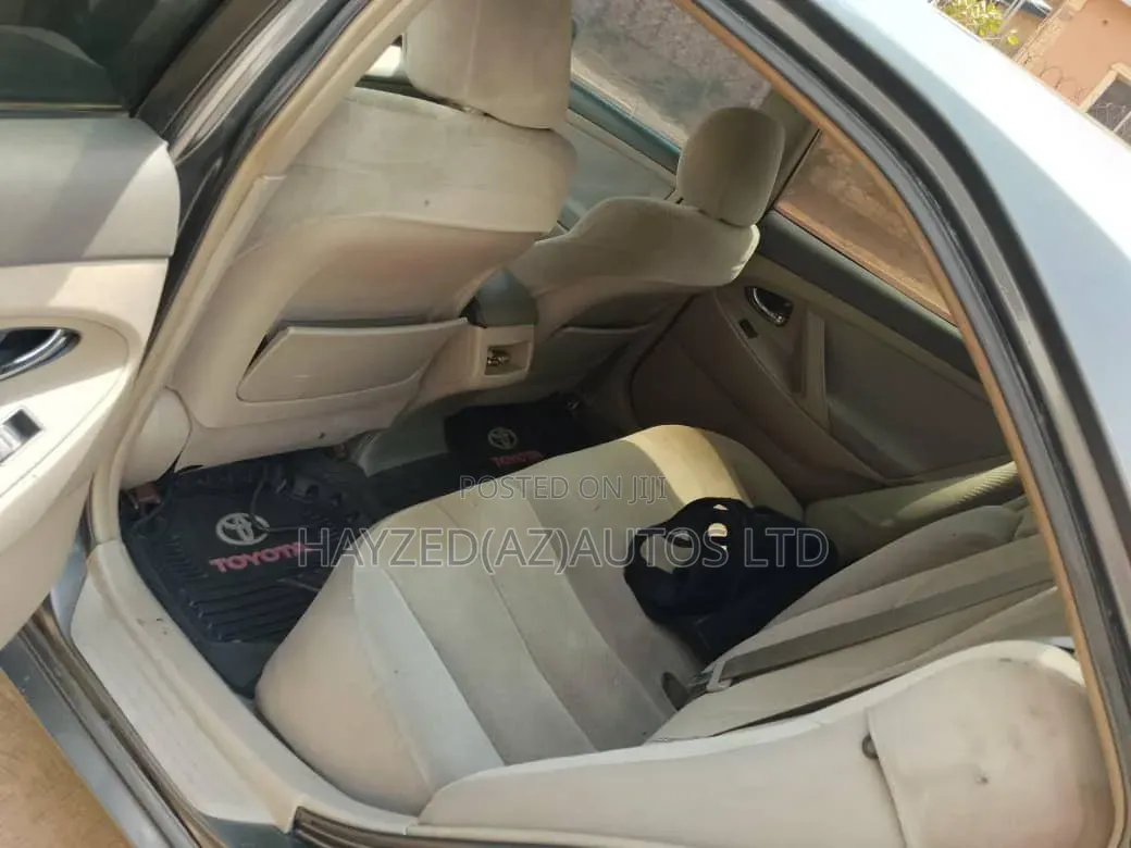 Toyota Camry 2008 Gray
