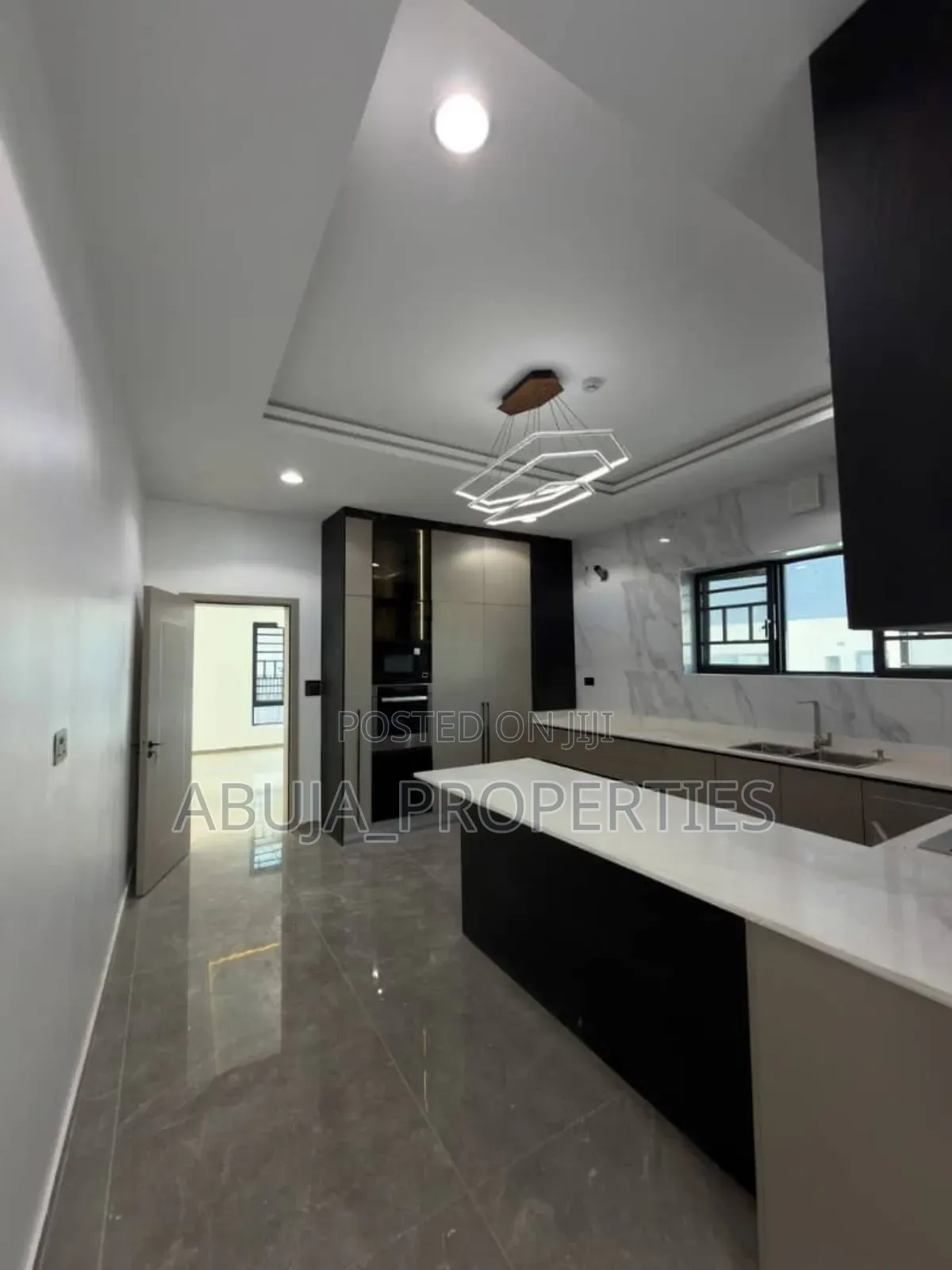 6bdrm Duplex in In A Mini Estate, Katampe Extension for sale