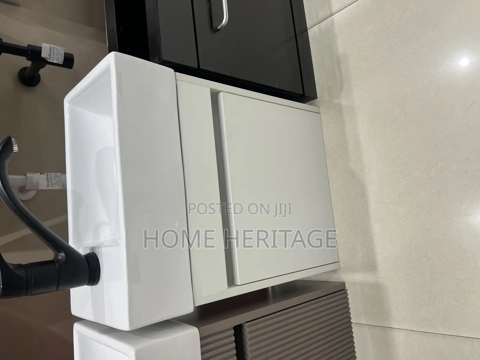 Luxury Cabinet Wash Hand Basin;Perfect for Visitors’ Toilet