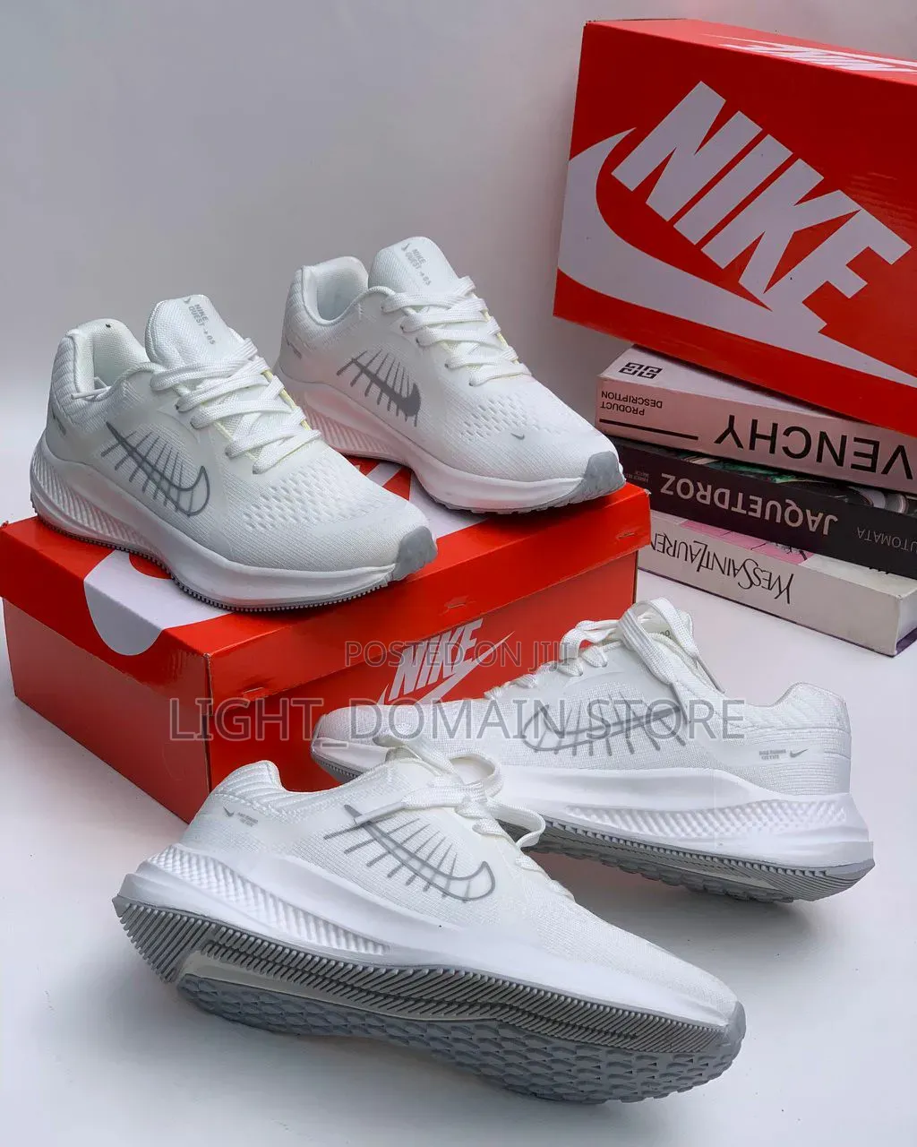 High Quality Unisex Nike Quest