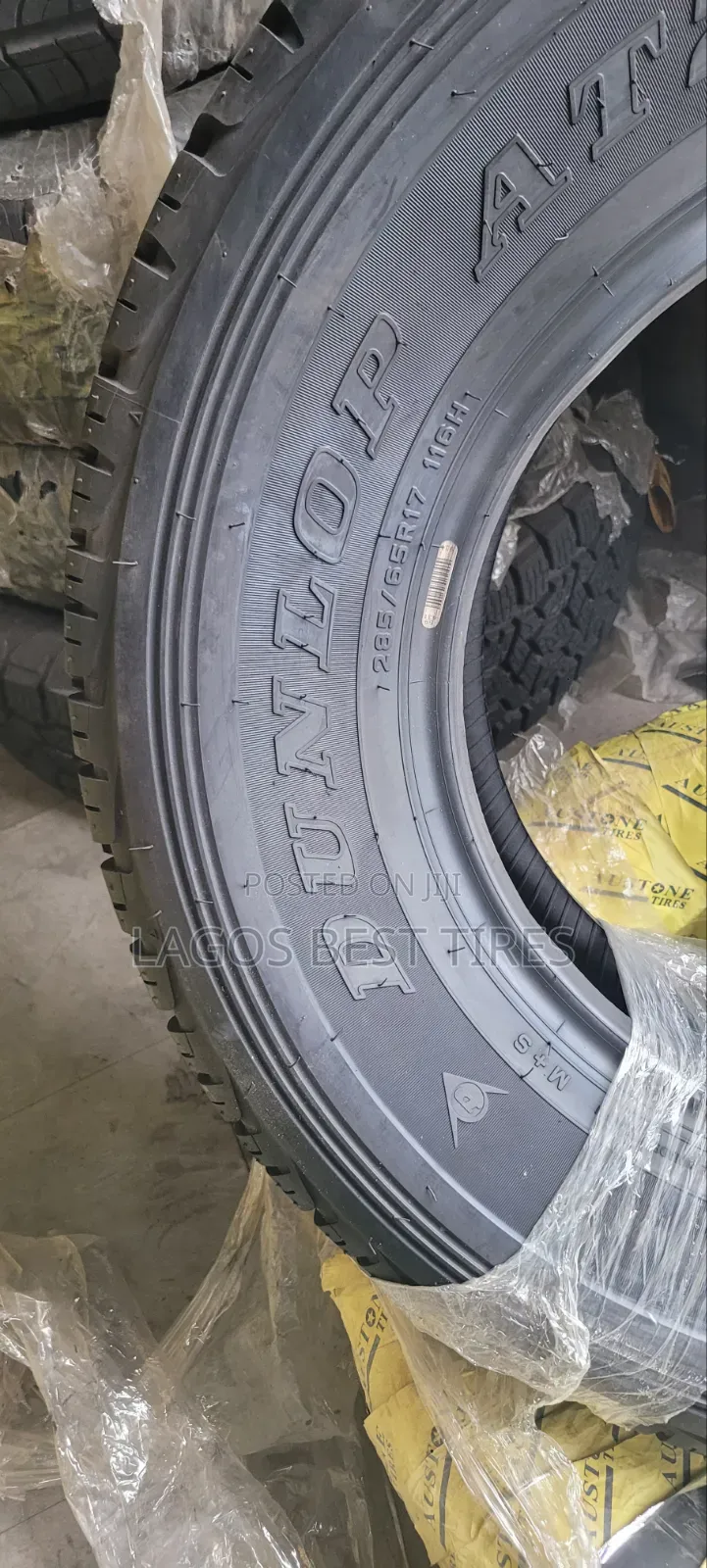Brand New Dunlop Grandtrek At22 - 285/65r17 - All-Terrain (Set/Single)