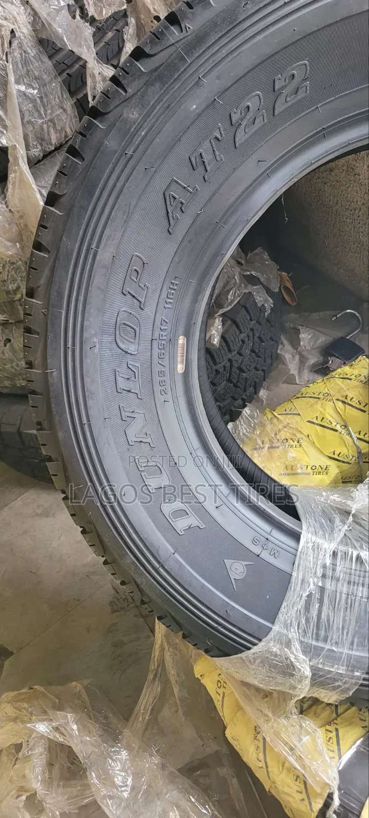 Brand New Dunlop Grandtrek At22 - 285/65r17 - All-Terrain (Set/Single)