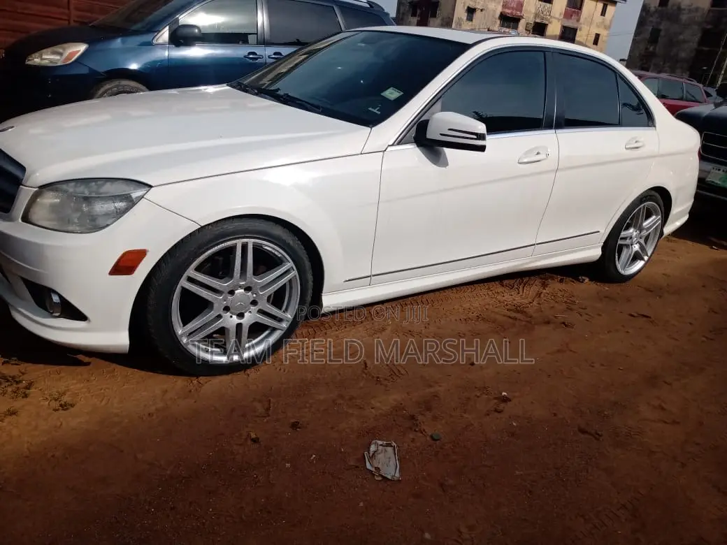 Mercedes-Benz C300 Luxury 4Matic Sedan AWD (3.0L 6cyl 7A) 2010 White