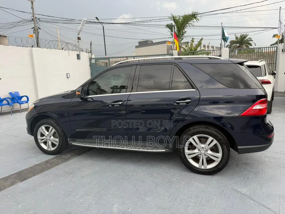 Mercedes-Benz M Class ML 350 4x2 2013 Blue