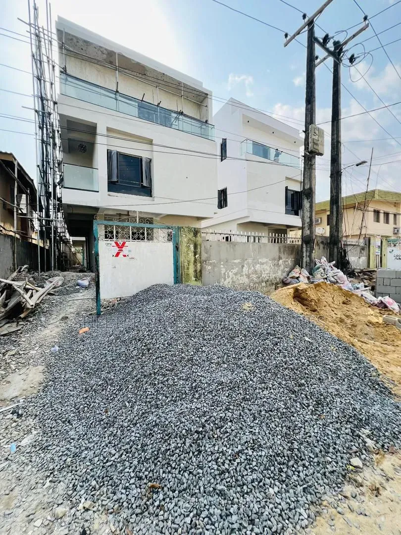 4bdrm Duplex in Ikeja GRA for sale