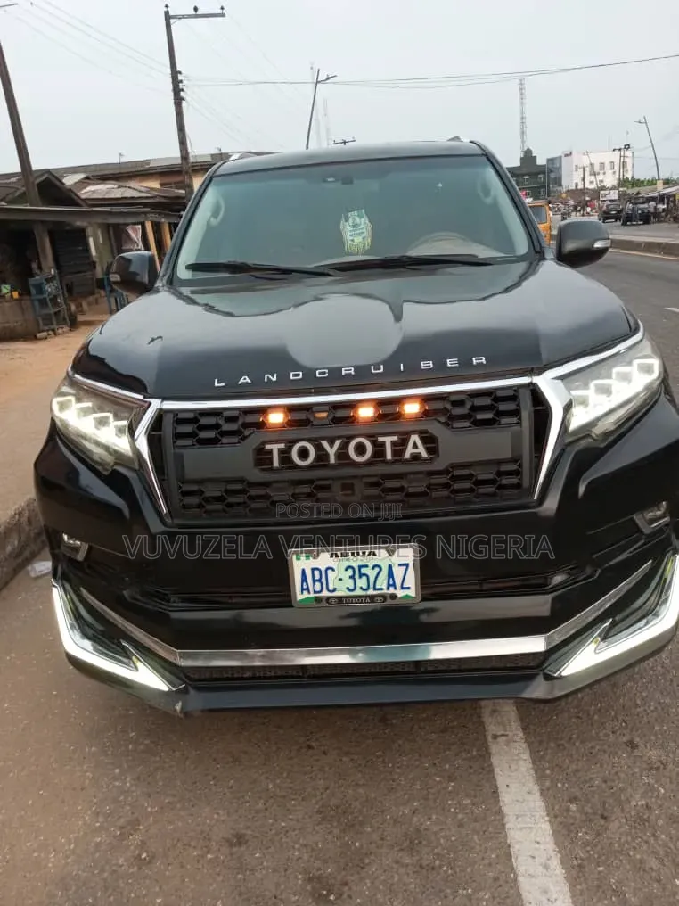 Toyota Land Cruiser Prado 2.4 Petrol 2024 Black