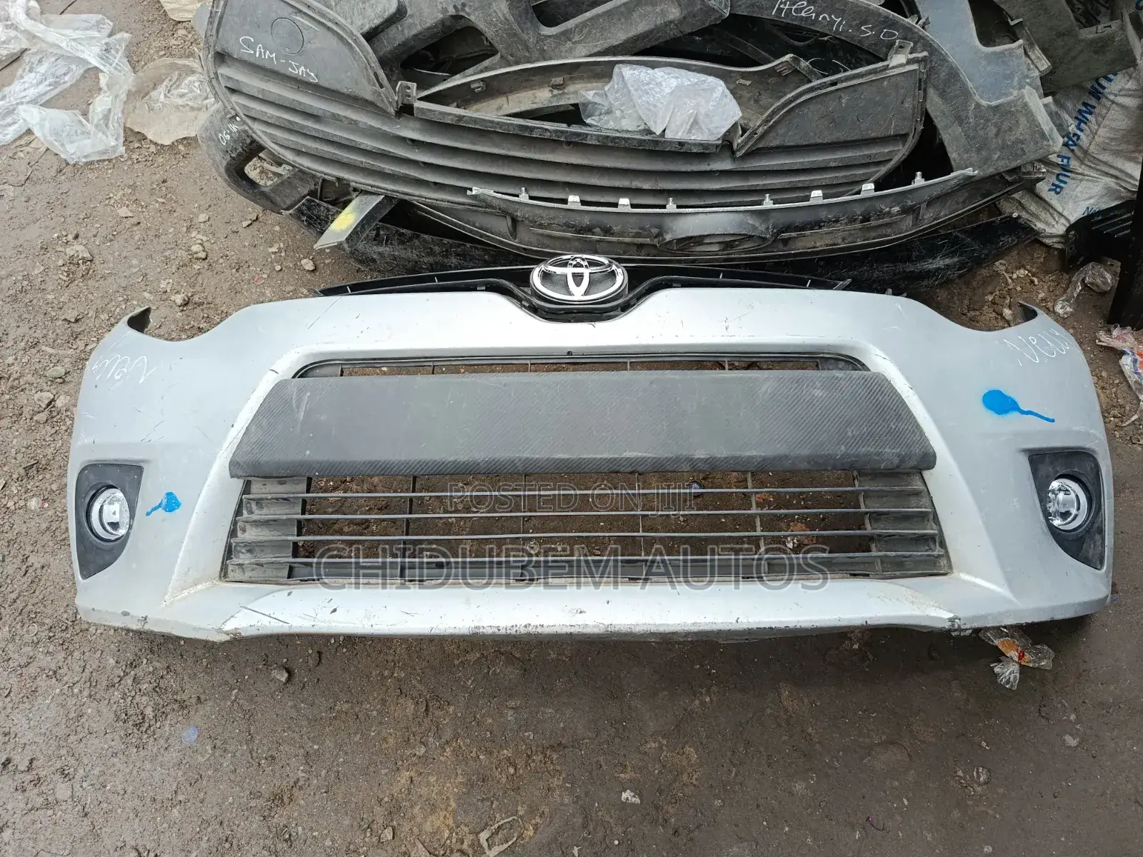 Complete Front Bumper Corolla 2014 Le