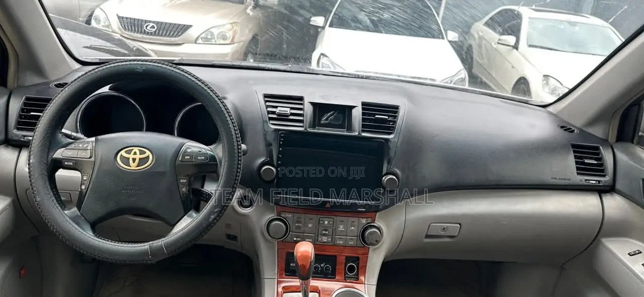 Toyota Highlander V6 2009 Silver
