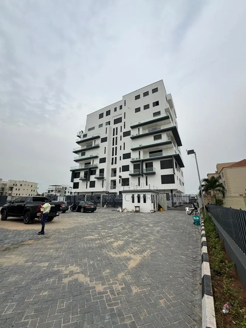 4bdrm Maisonette in Banana Island for sale