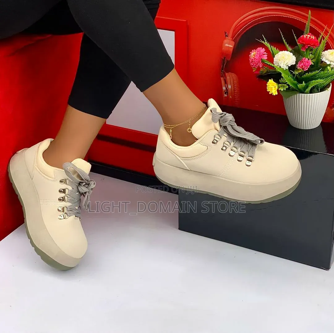 High Quality Starlite Stompers Sneakers