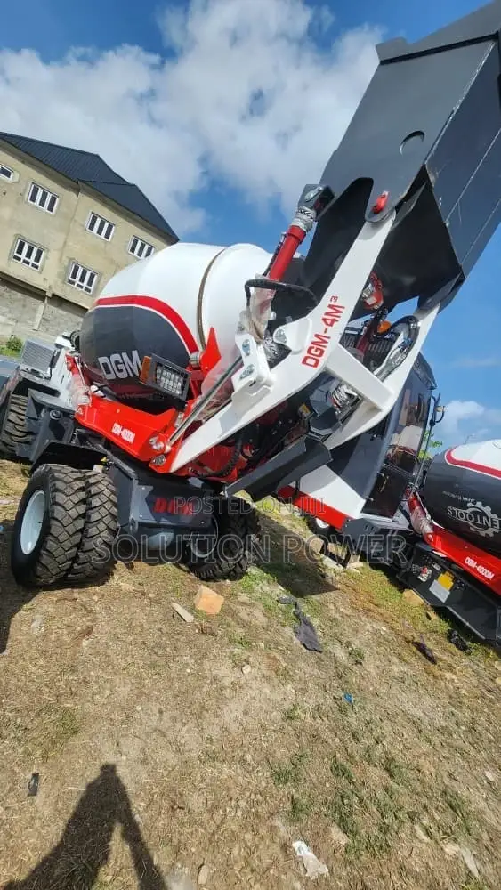 4cubic Selfloading Concrete Mixer