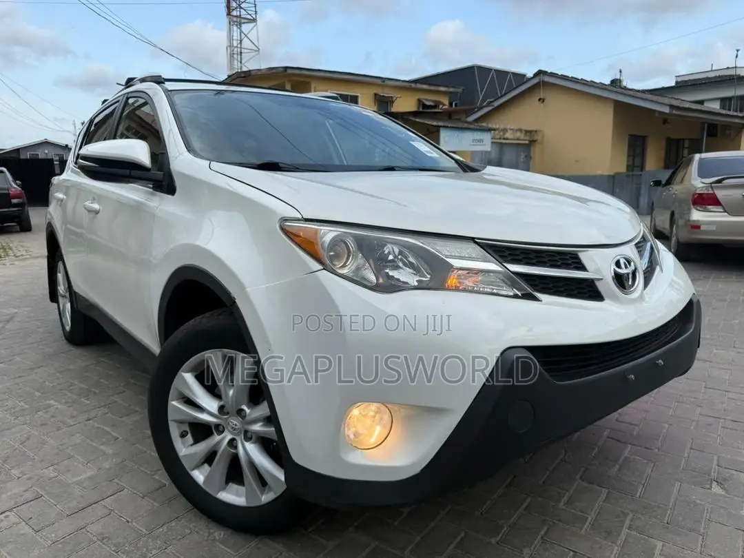 Toyota RAV4 Limited AWD (2.5L 4cyl 6A) 2013 White