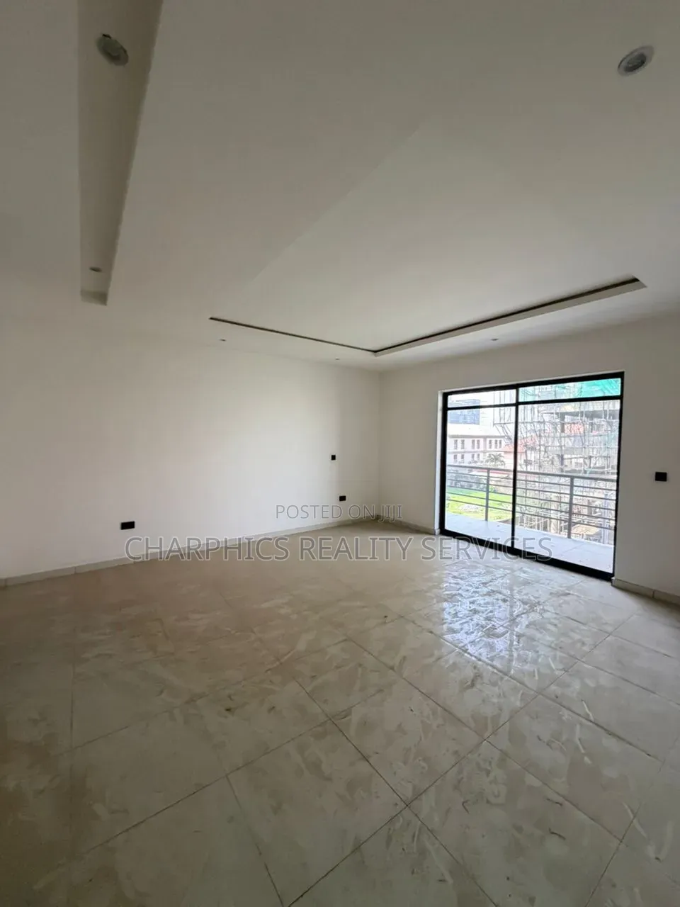 4bdrm Duplex in Lekki Phase 1 for rent