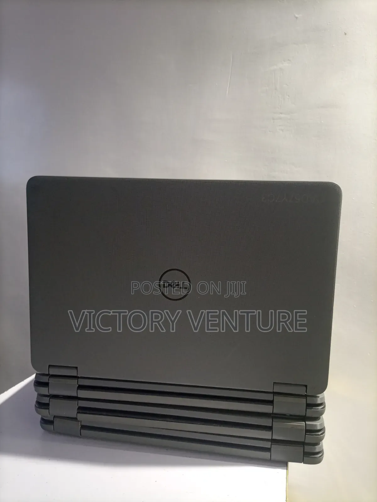 Laptop Dell Latitude 3120 4GB Intel Celeron SSD 60GB
