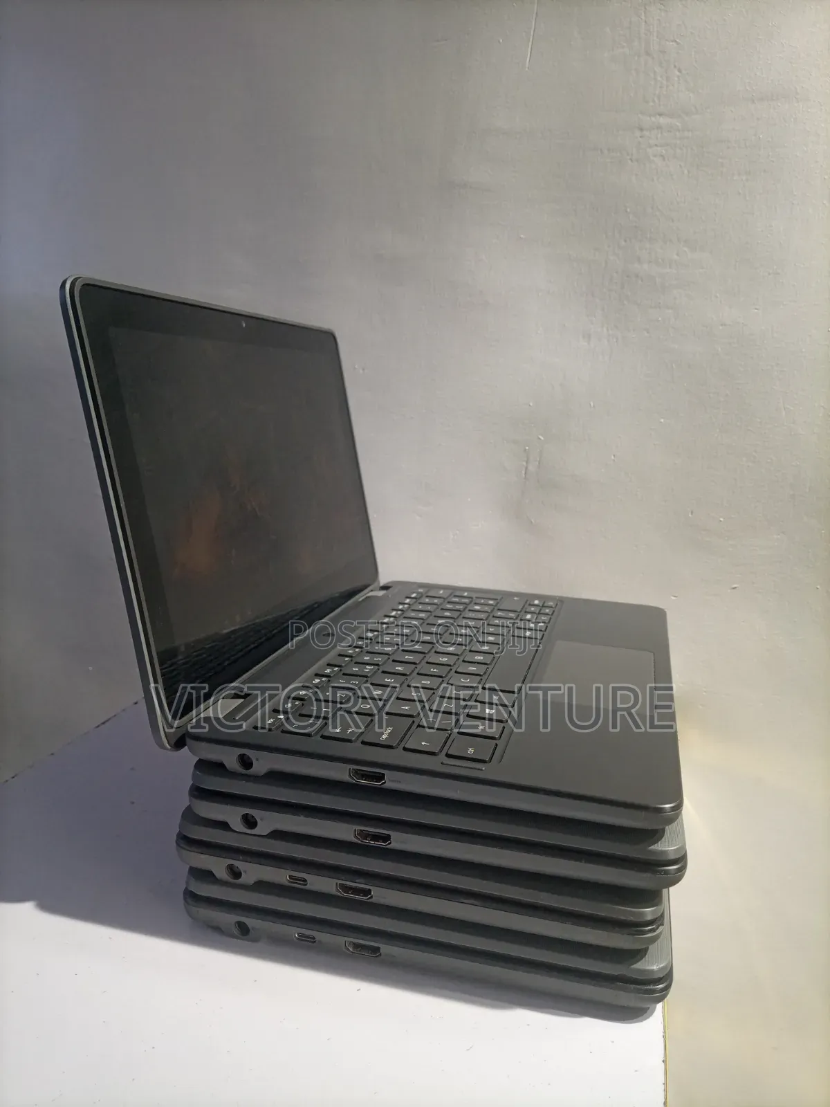 Laptop Dell Latitude 3120 4GB Intel Celeron SSD 60GB