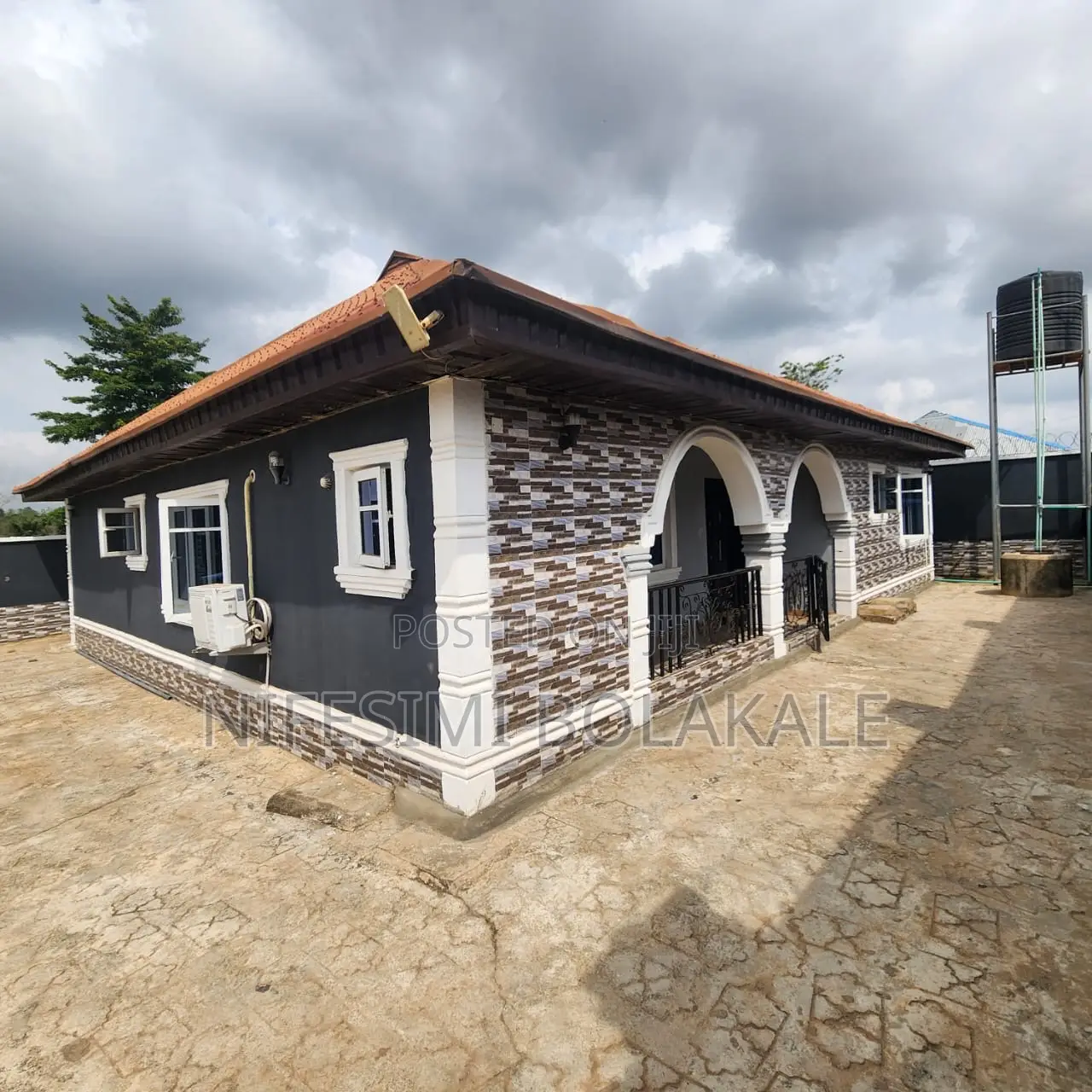 3bdrm Bungalow in Omi Adio for sale