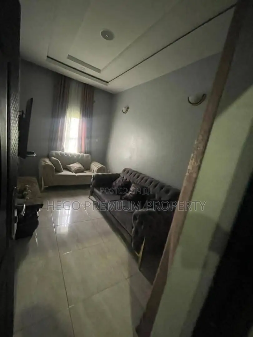 5bdrm Duplex in Majesty Estate,, Uzoba for sale