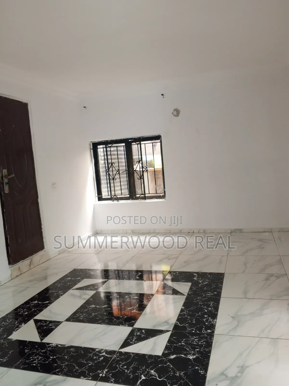 Mini Flat in Lekki Phase 2 for rent