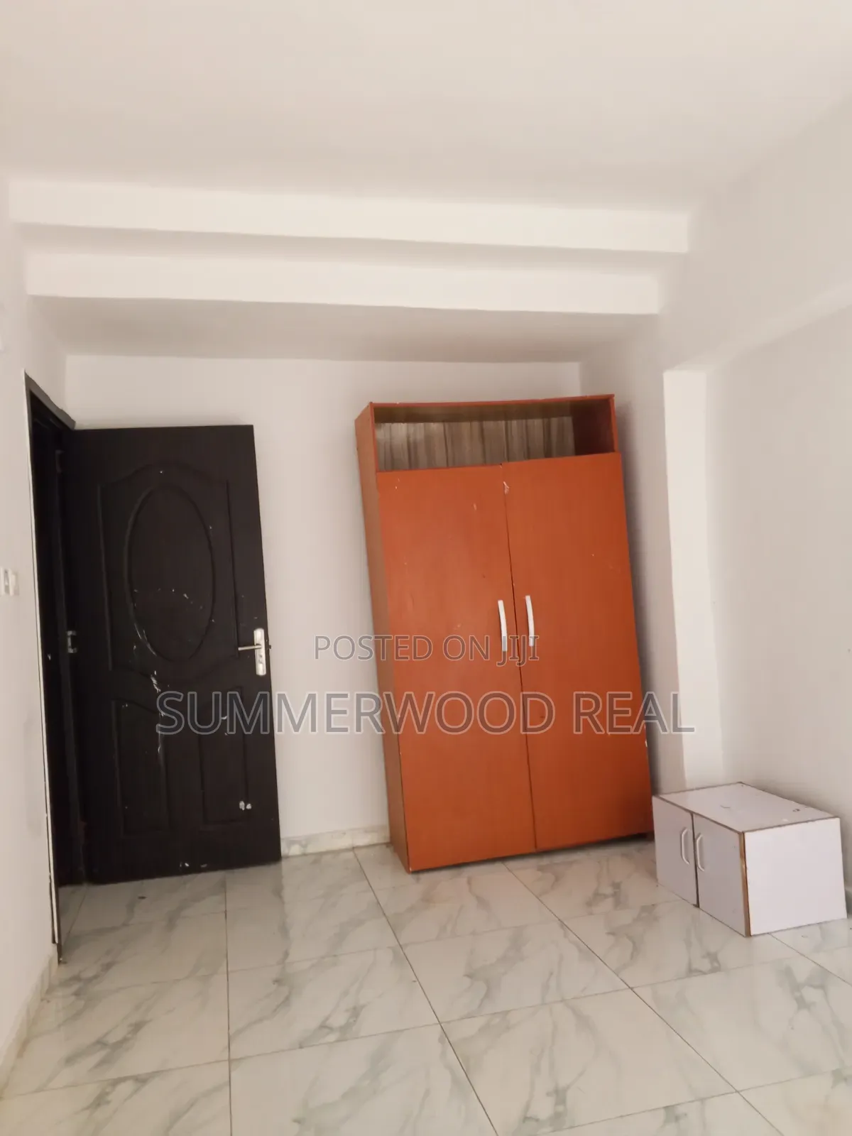 Mini Flat in Lekki Phase 2 for rent