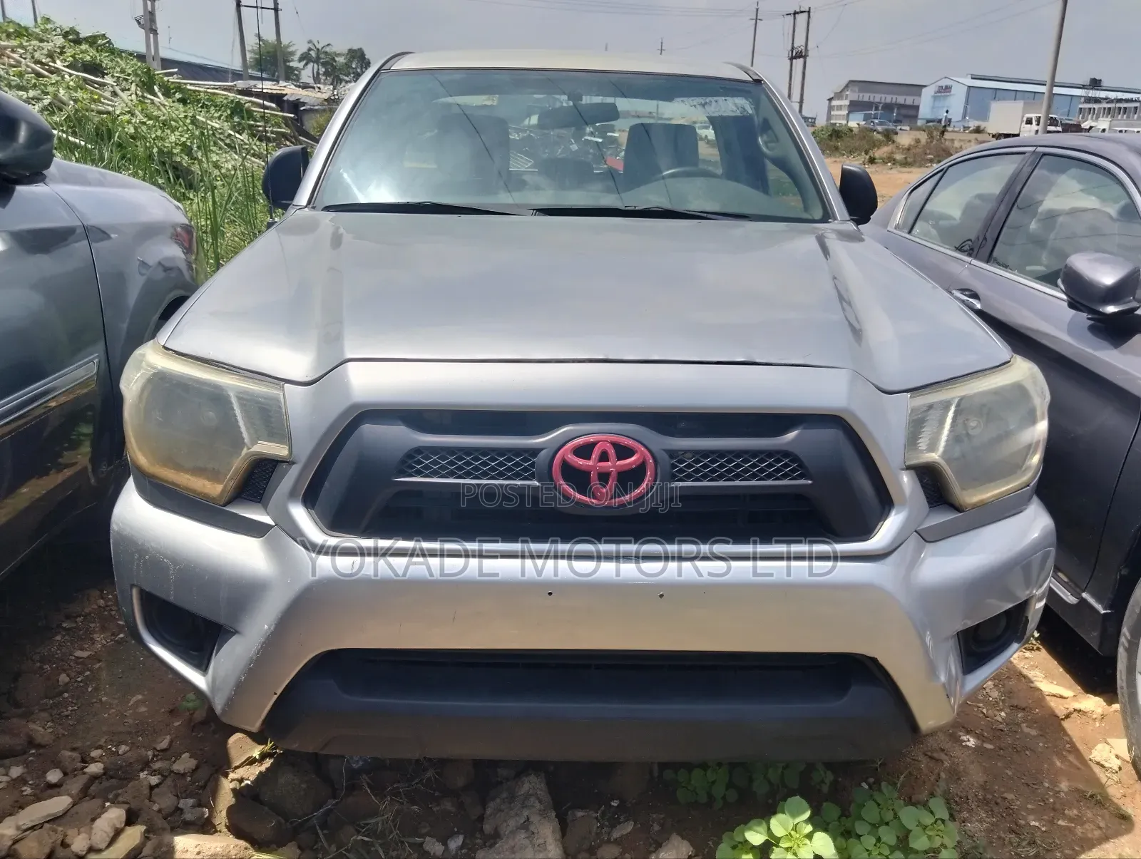 Toyota Tacoma V6 4dr Access Cab 4WD 6.1 ft. SB (4.0L 6cyl 6M) 2014