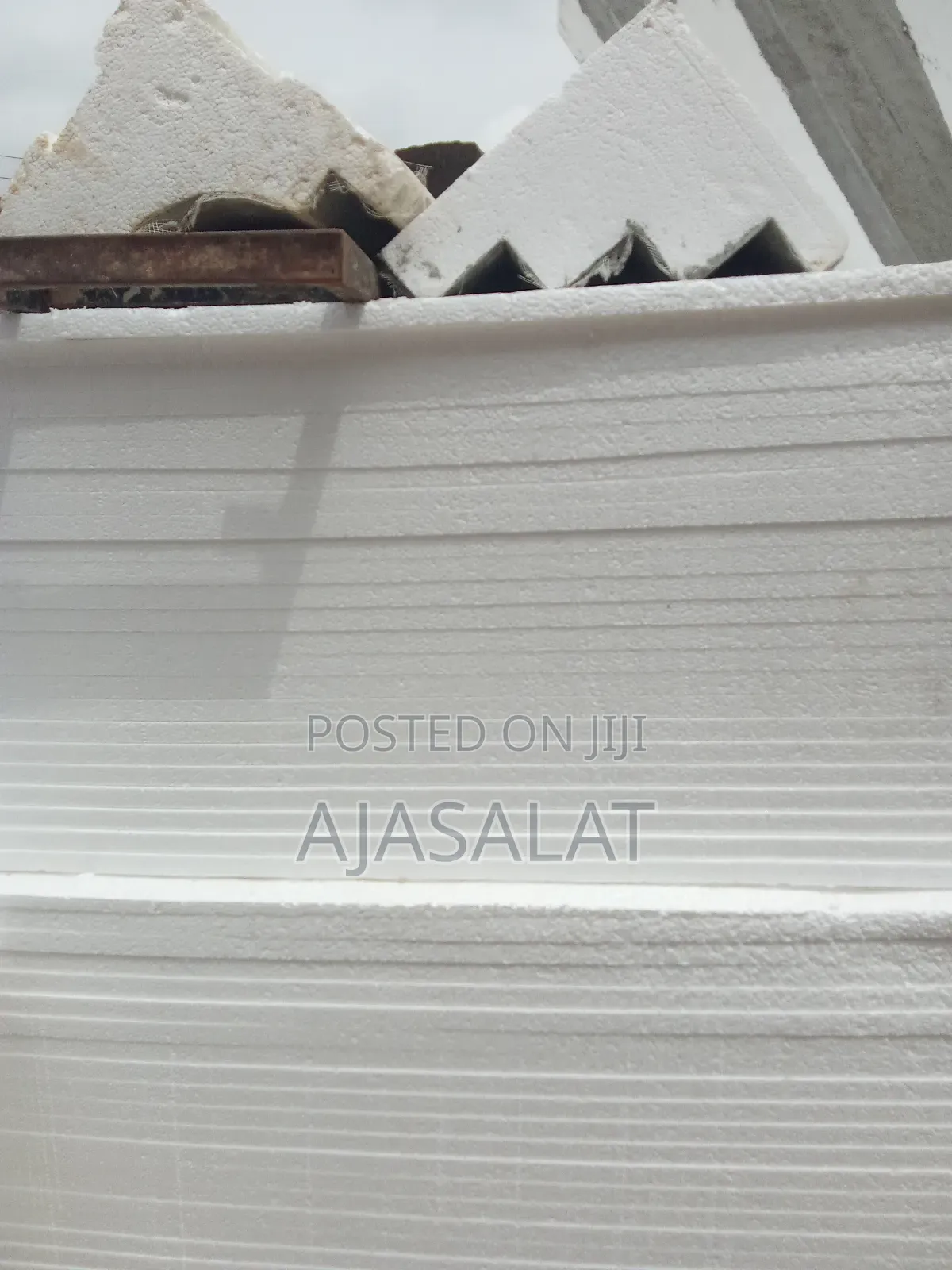 Polystyrene Parapet and Board