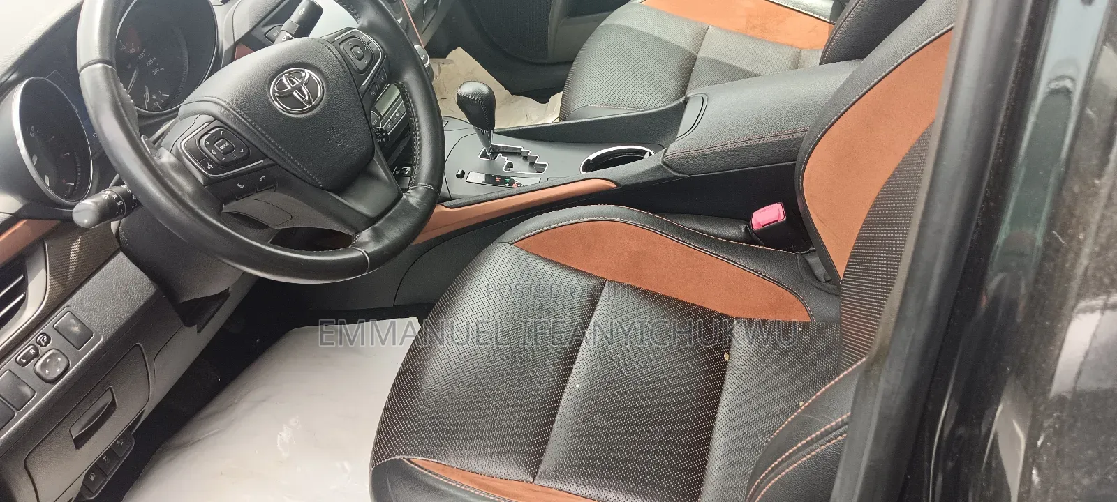 Toyota Avensis 2016 Black