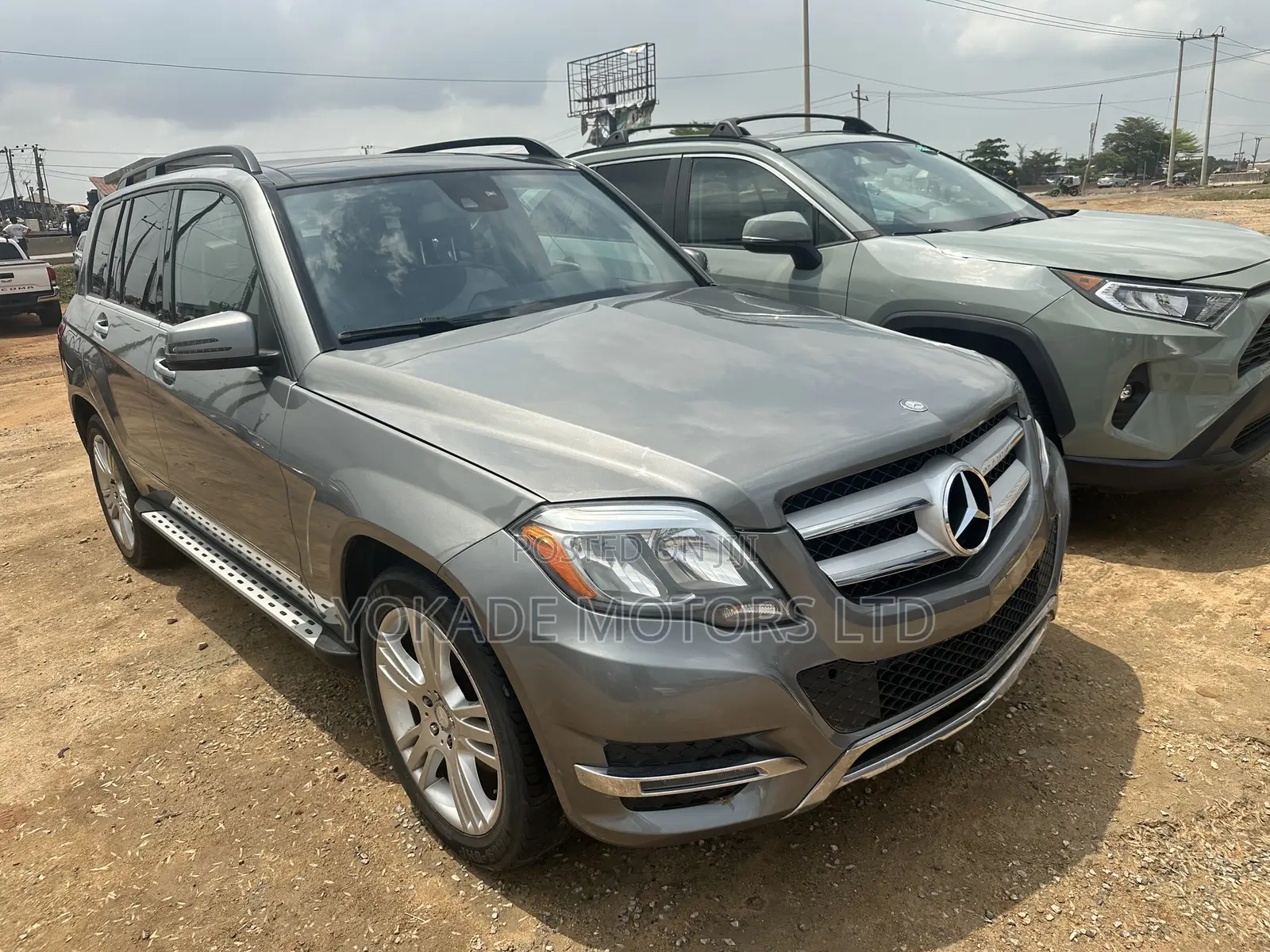 Mercedes-Benz GLK-Class Base GLK 350 4dr AWD 4MATIC (3.5L 6cyl 7A) 2015 Gray