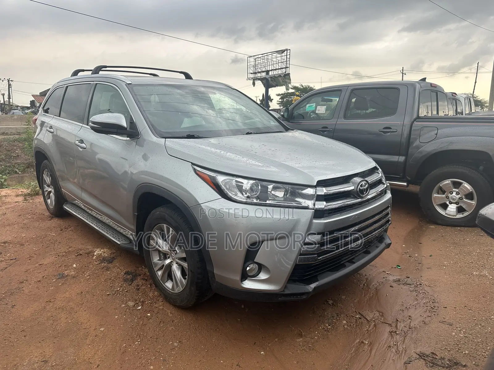 Toyota Highlander XLE 4dr SUV (3.5L 6cyl 6A) 2015 Silver