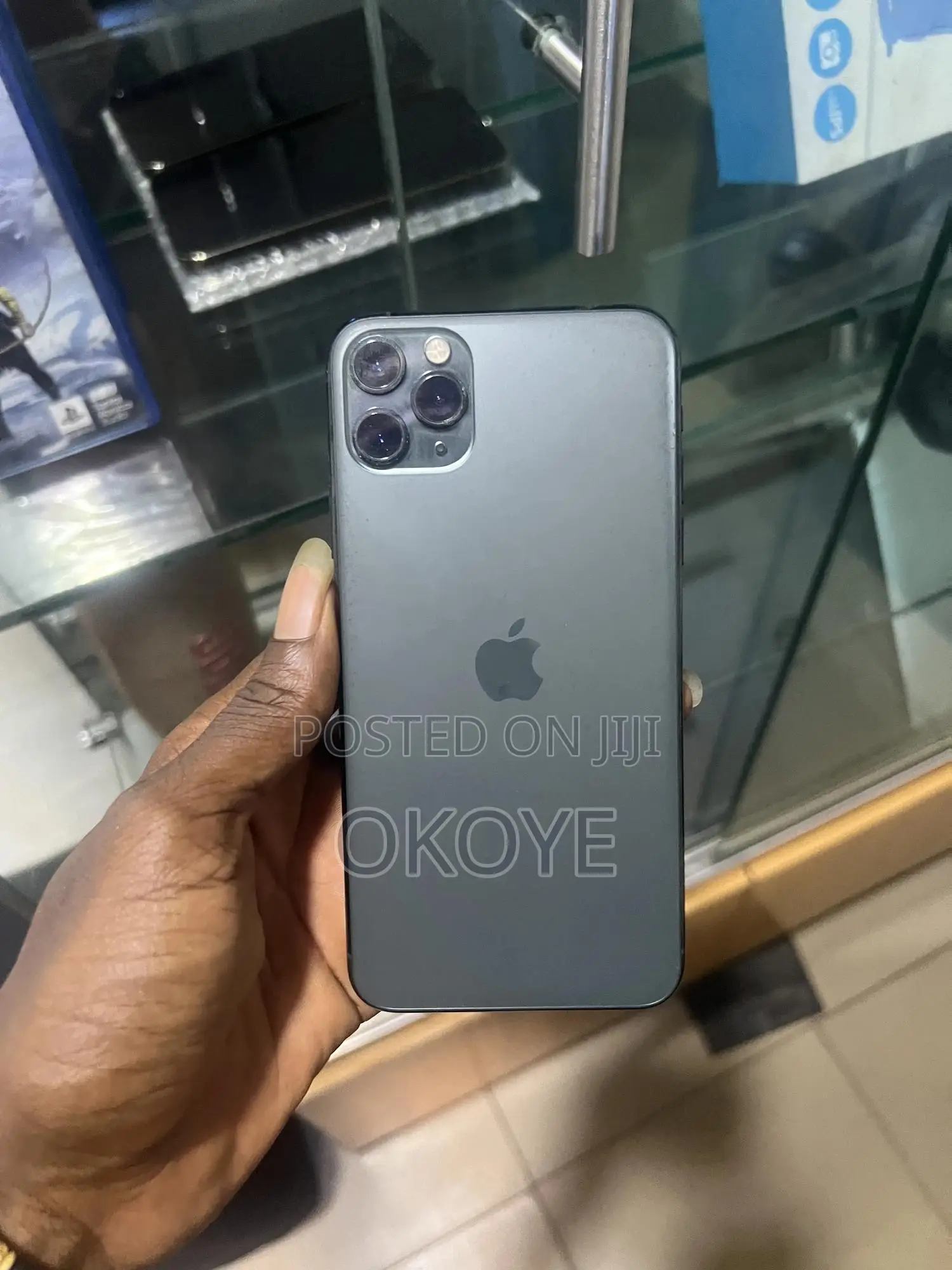 Apple iPhone 11 Pro Max 64 GB Green