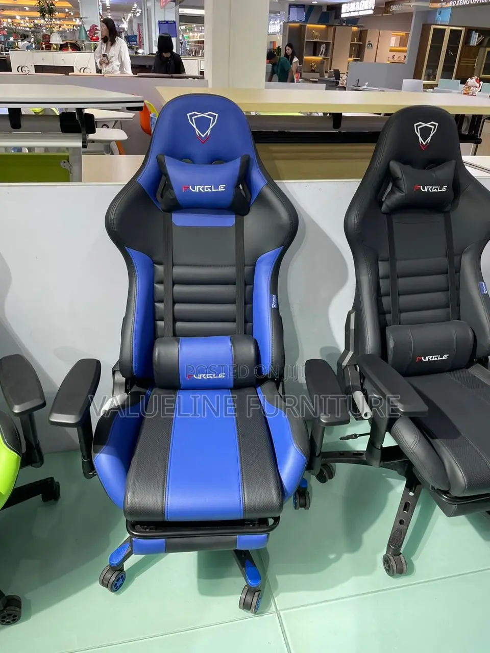 Gaming Chair With Leg Rest