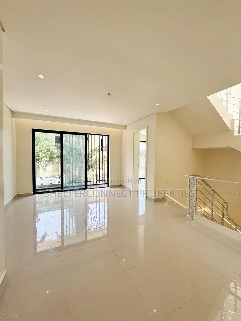 5bdrm Duplex in Ikoyi S.W for sale