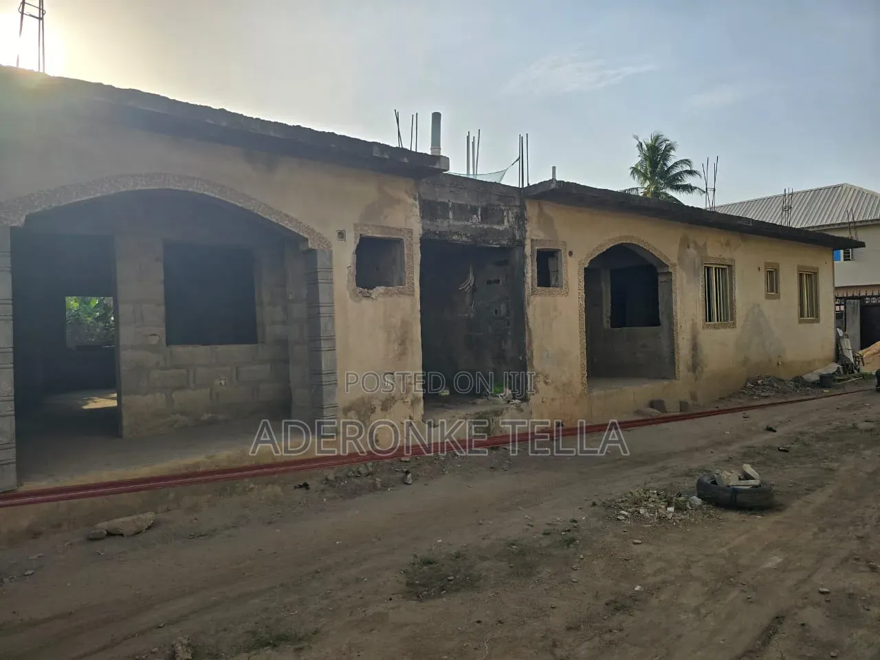 3bdrm Block of Flats in Alagbado for sale