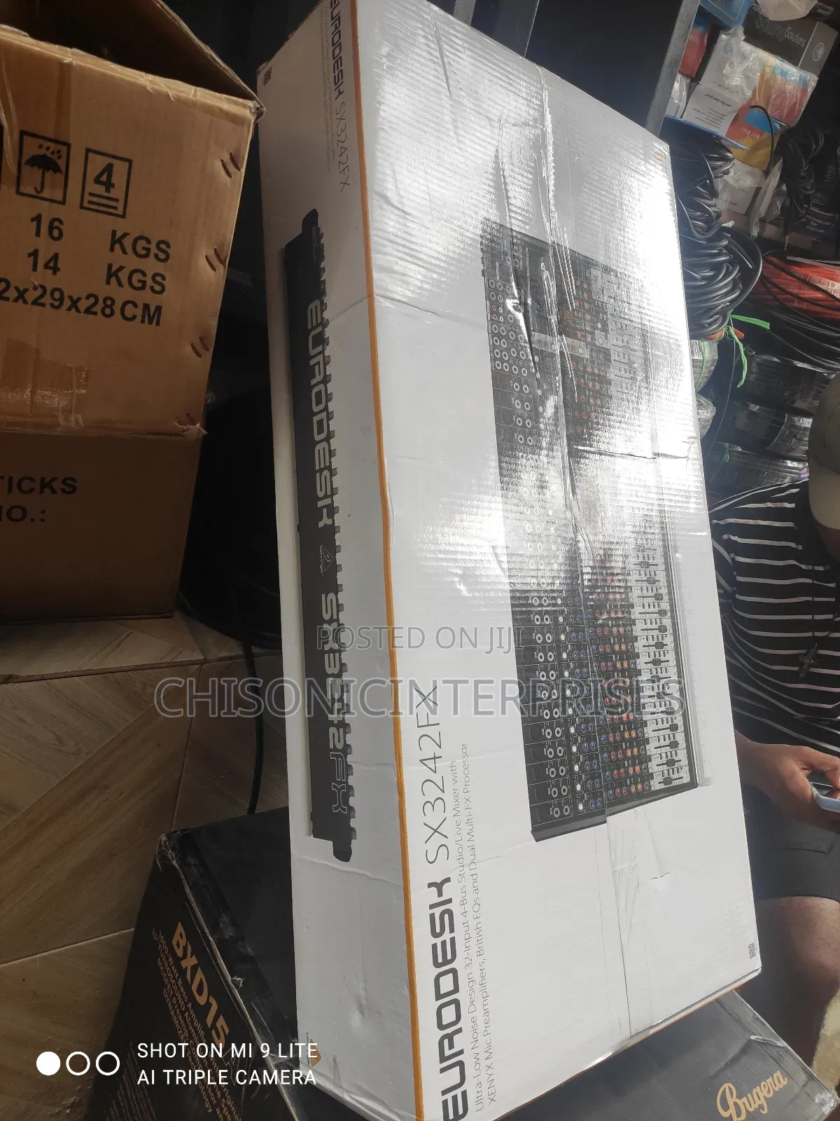 Behringer Eurodesk Sx32/42fx