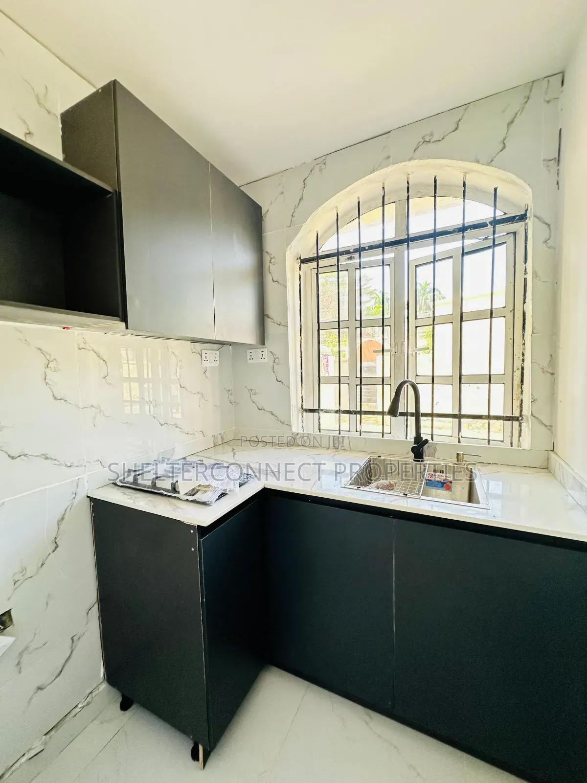 1bdrm Apartment in Victoria Island Extension for rent