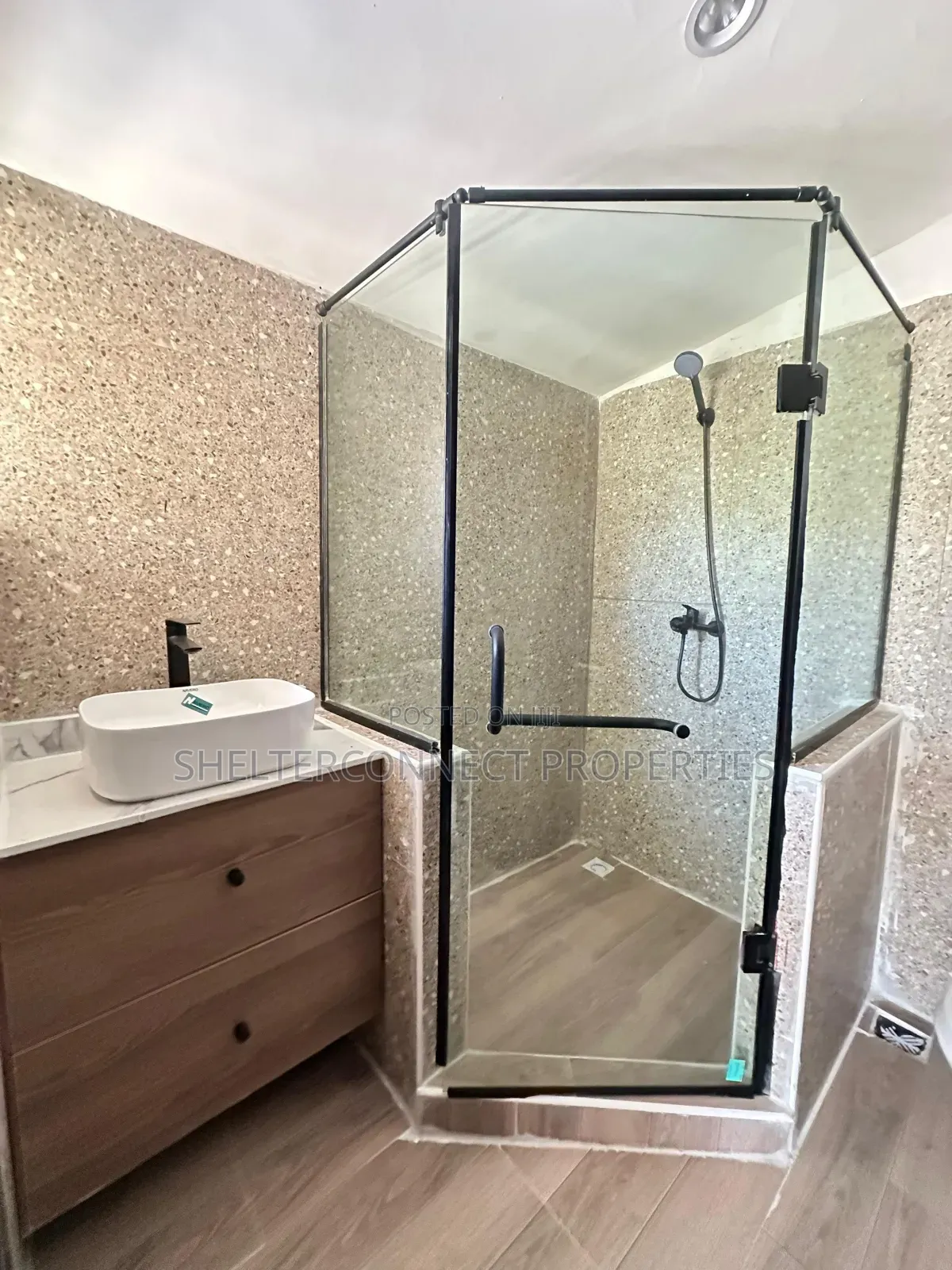 1bdrm Apartment in Victoria Island Extension for rent