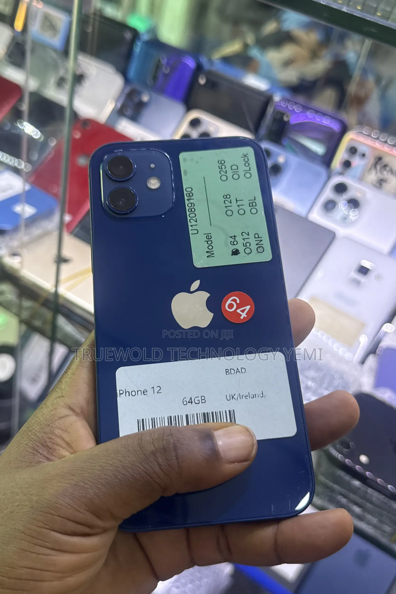 Apple iPhone 12 64 GB