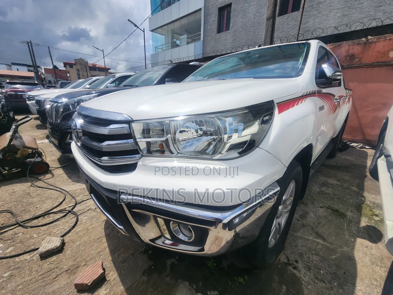 Toyota Hilux 2020 White