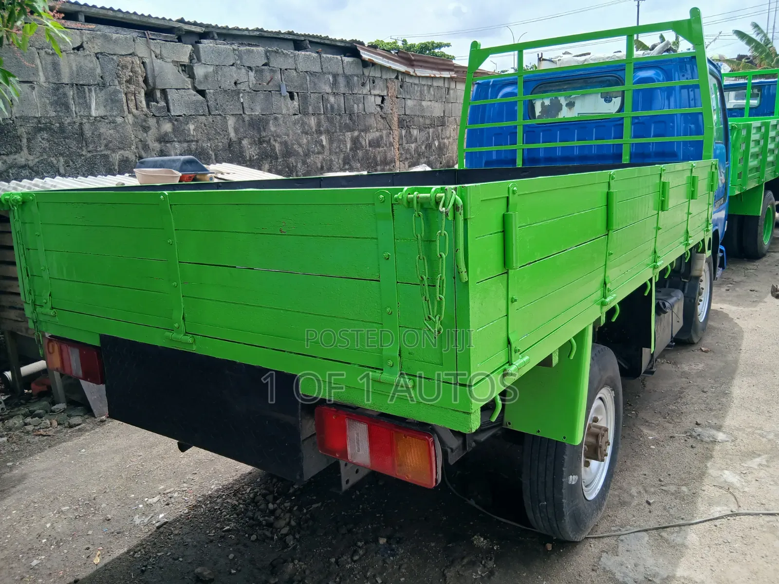 1996 Nissa Cabstar 350