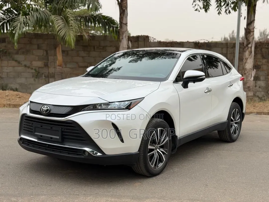 Toyota Venza XLE AWD 2023 White