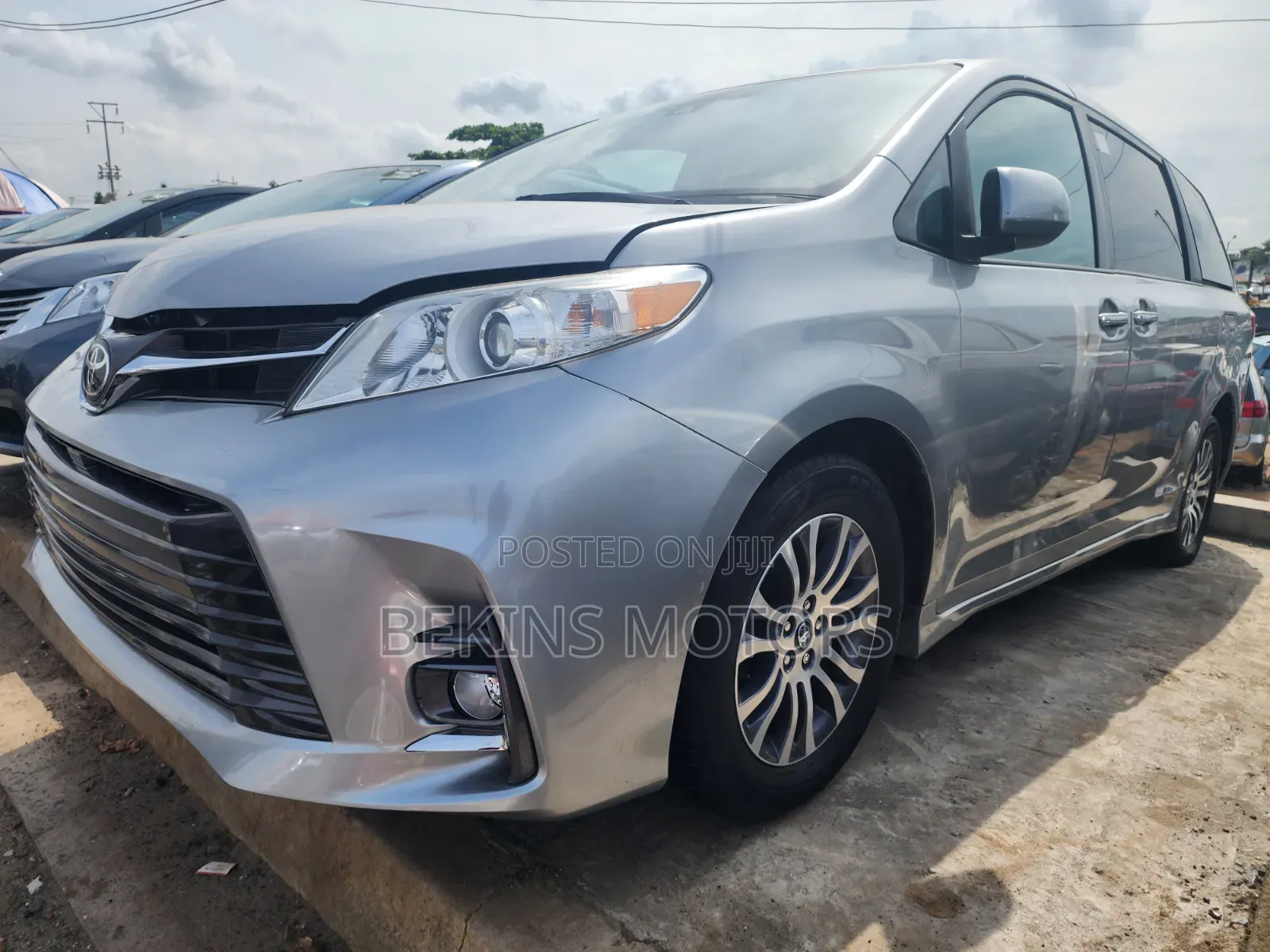 Toyota Sienna 2017 Gray