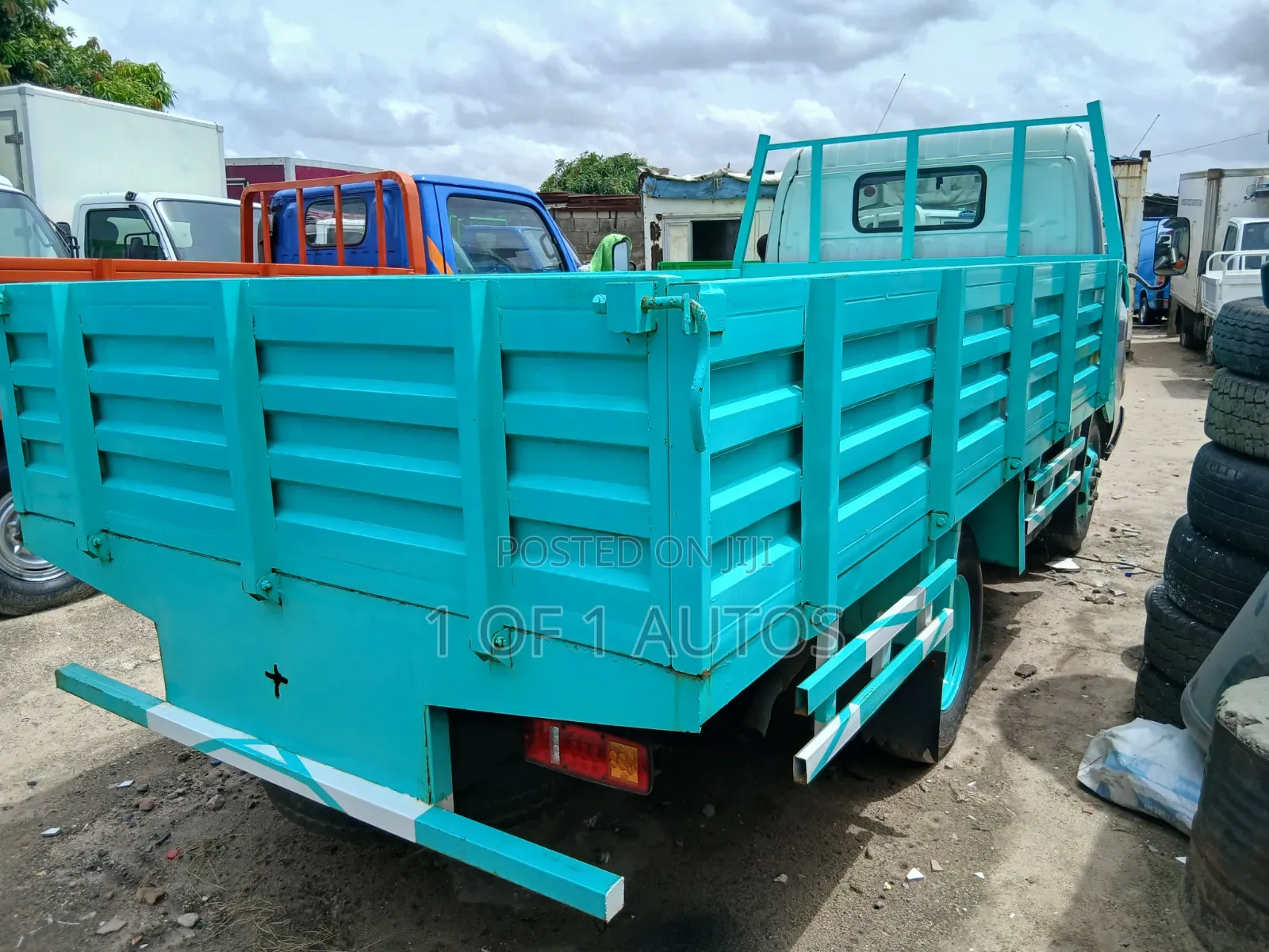 Toyota Dyna 200 2005 White