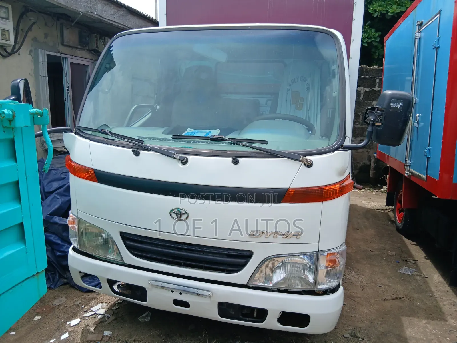 2005 Dyna 100 Bus