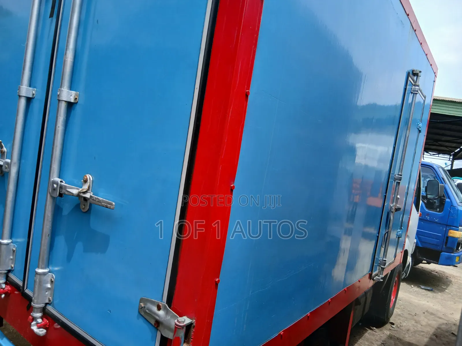 2005 Dyna 100 Bus