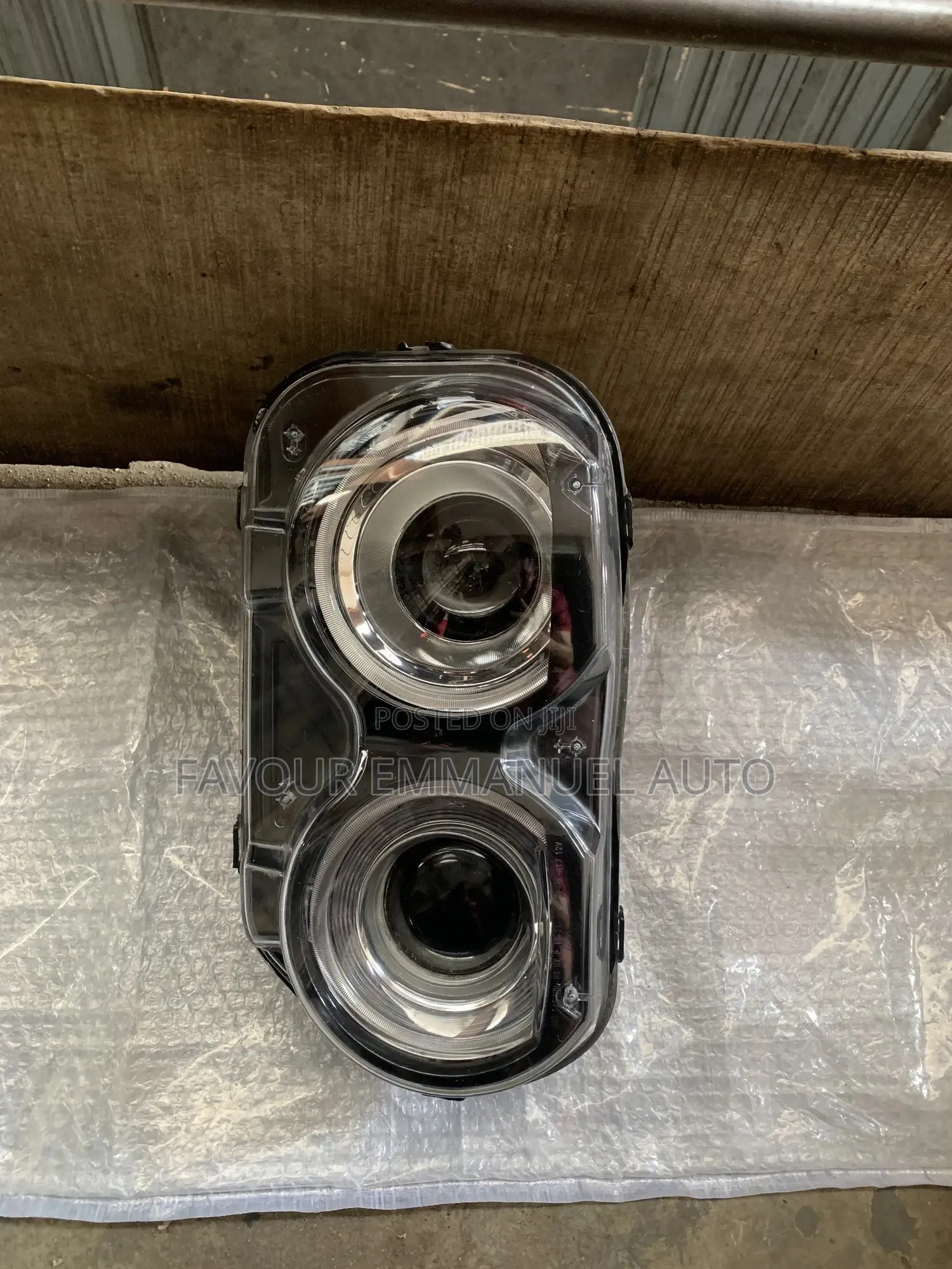 Headlamp Dodge Challenger 2018